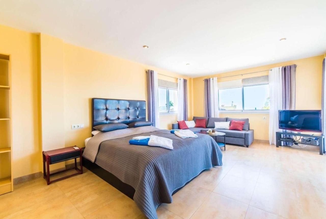 Redrema Villa *